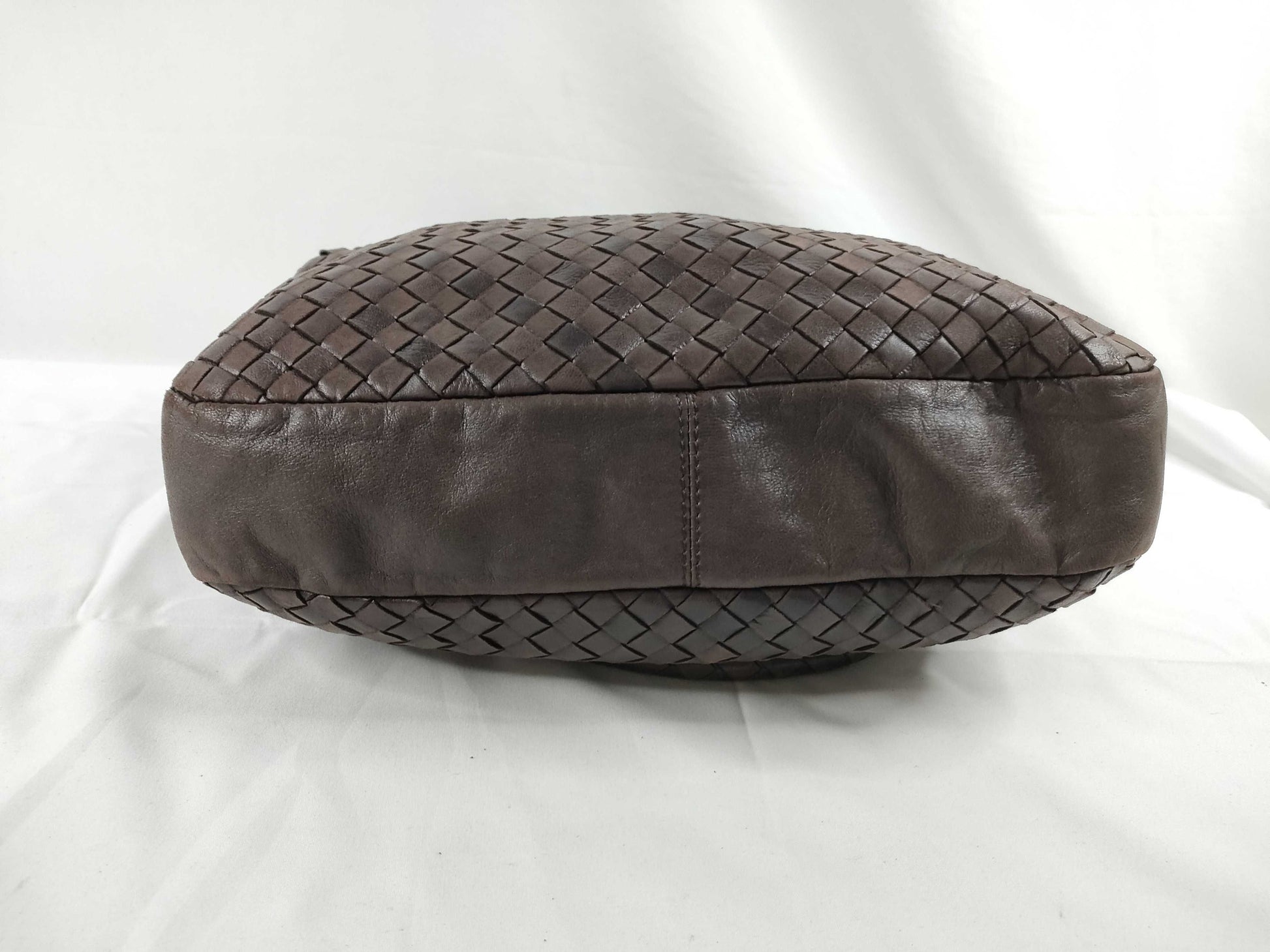 BOTTEGA VENETA Intrecciato Leather Handbag Brown Handbag