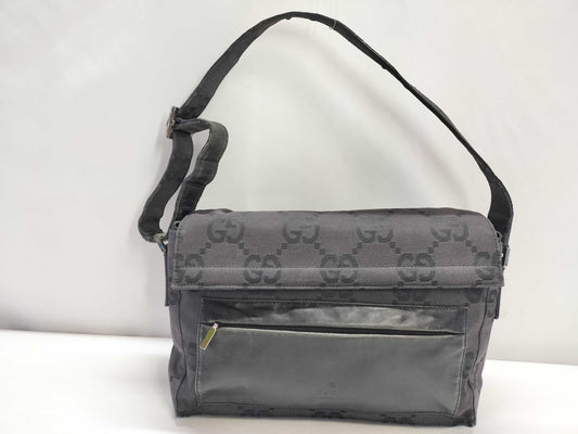 GUCCI GG Gucci GG Canvas Shoulder Bag 001/3805 002113 Black Shoulder Bag