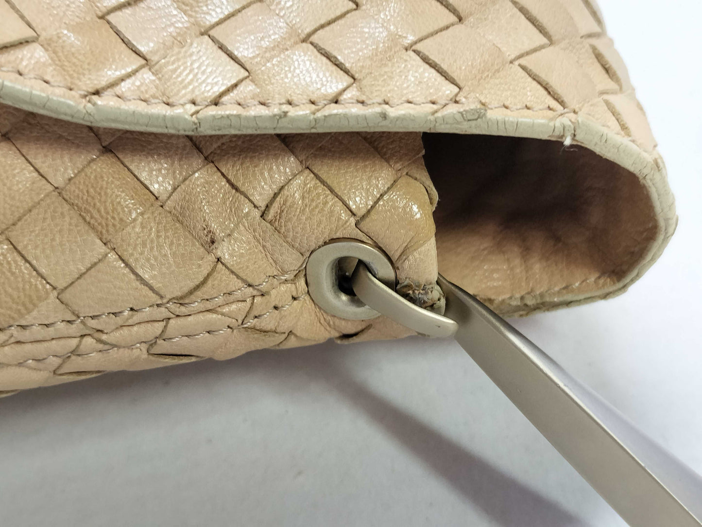 BOTTEGA VENETA Intrecciato Bottega Veneta Intrecciato Leather Shoulder Bag Beige Shoulder Bag
