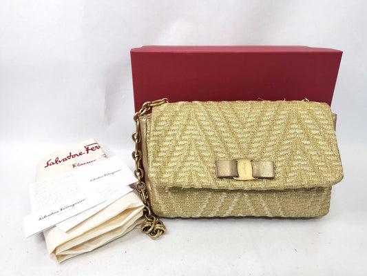 Salvatore Ferragamo Vala Salvatore Ferragamo Vala Ribbon Canvas Chain Shoulder Bag AU-21/G193 Gold Shoulder Bag