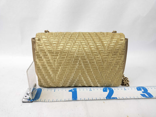 Salvatore Ferragamo Vala Salvatore Ferragamo Vala Ribbon Canvas Chain Shoulder Bag AU-21/G193 Gold Shoulder Bag