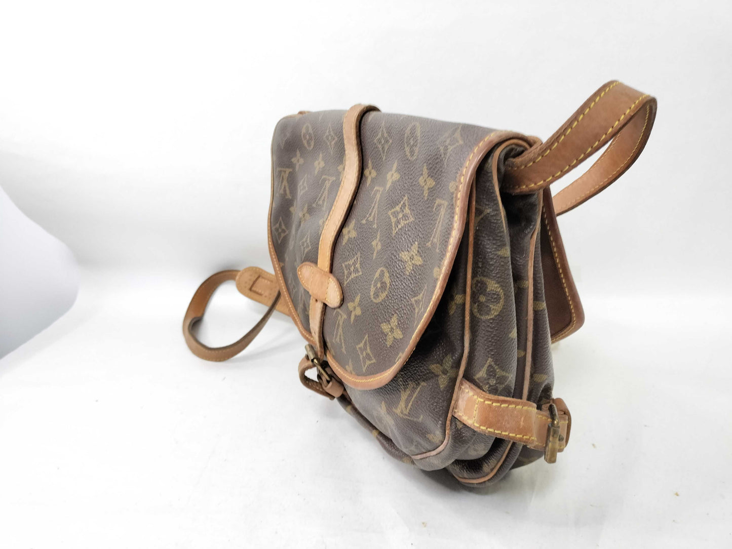 LOUIS VUITTON Monogram LV Monogram Saumur 30 M42256 AR8904 Shoulder Bag