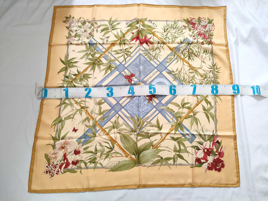 HERMES Carre Hermes Carre 90 SERENITE Silk Scarf Yellow Other Accessories