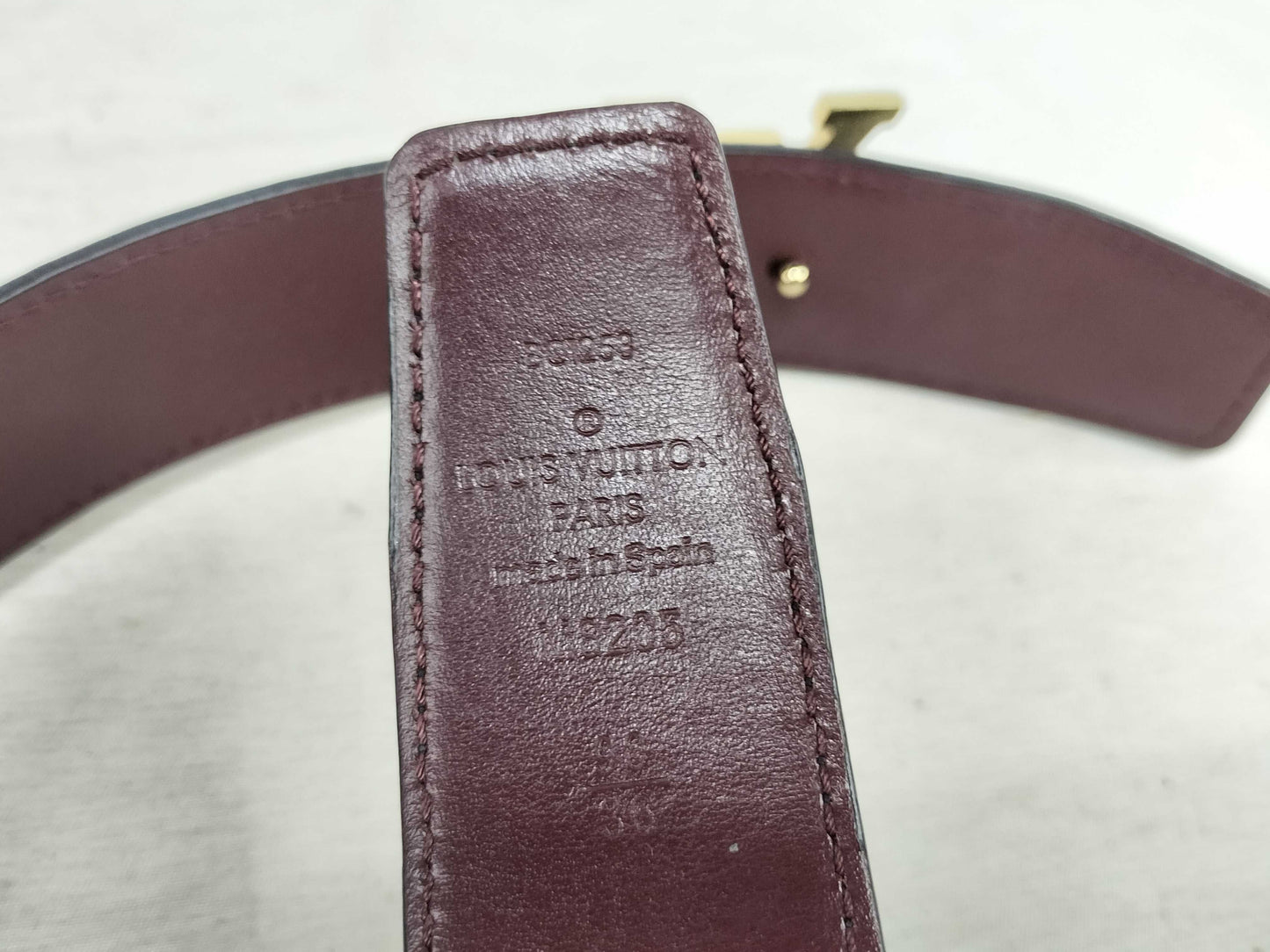 LOUIS VUITTON LV Buckle Leather Belt Bordeaux/Black M8205 Belt