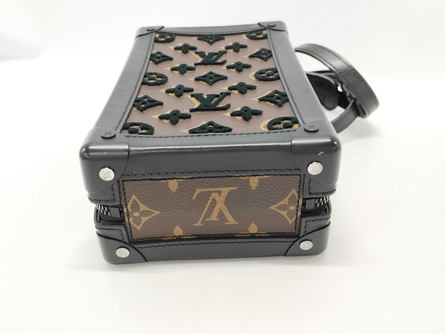 LOUIS VUITTON Monogram Tuftage Vertical Soft Trunk M45044 Shoulder Bag