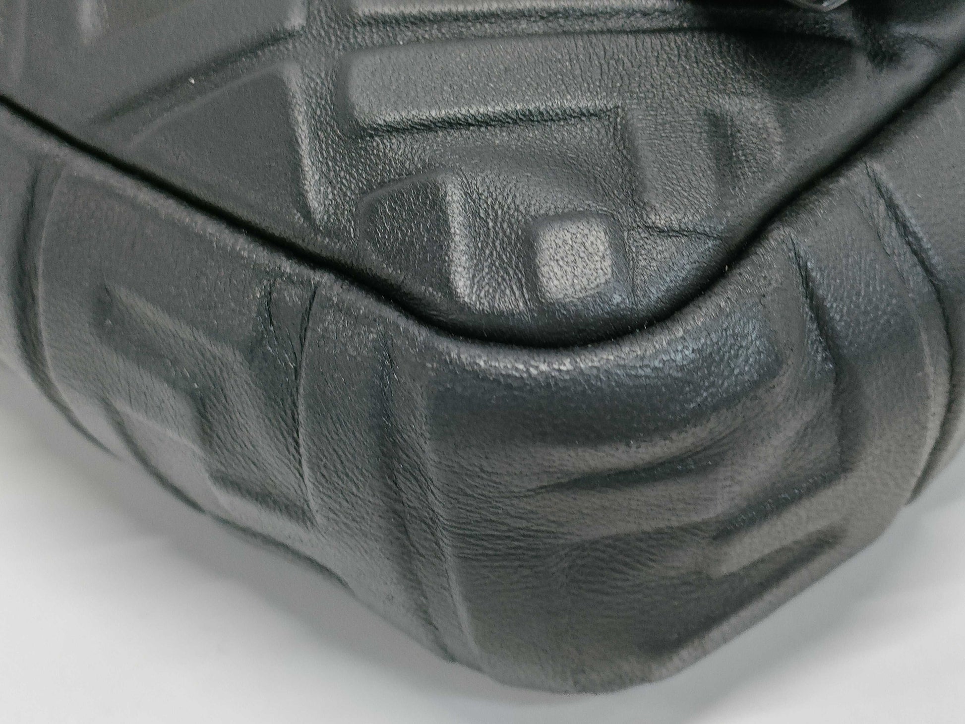 FENDI leather shoulder bag