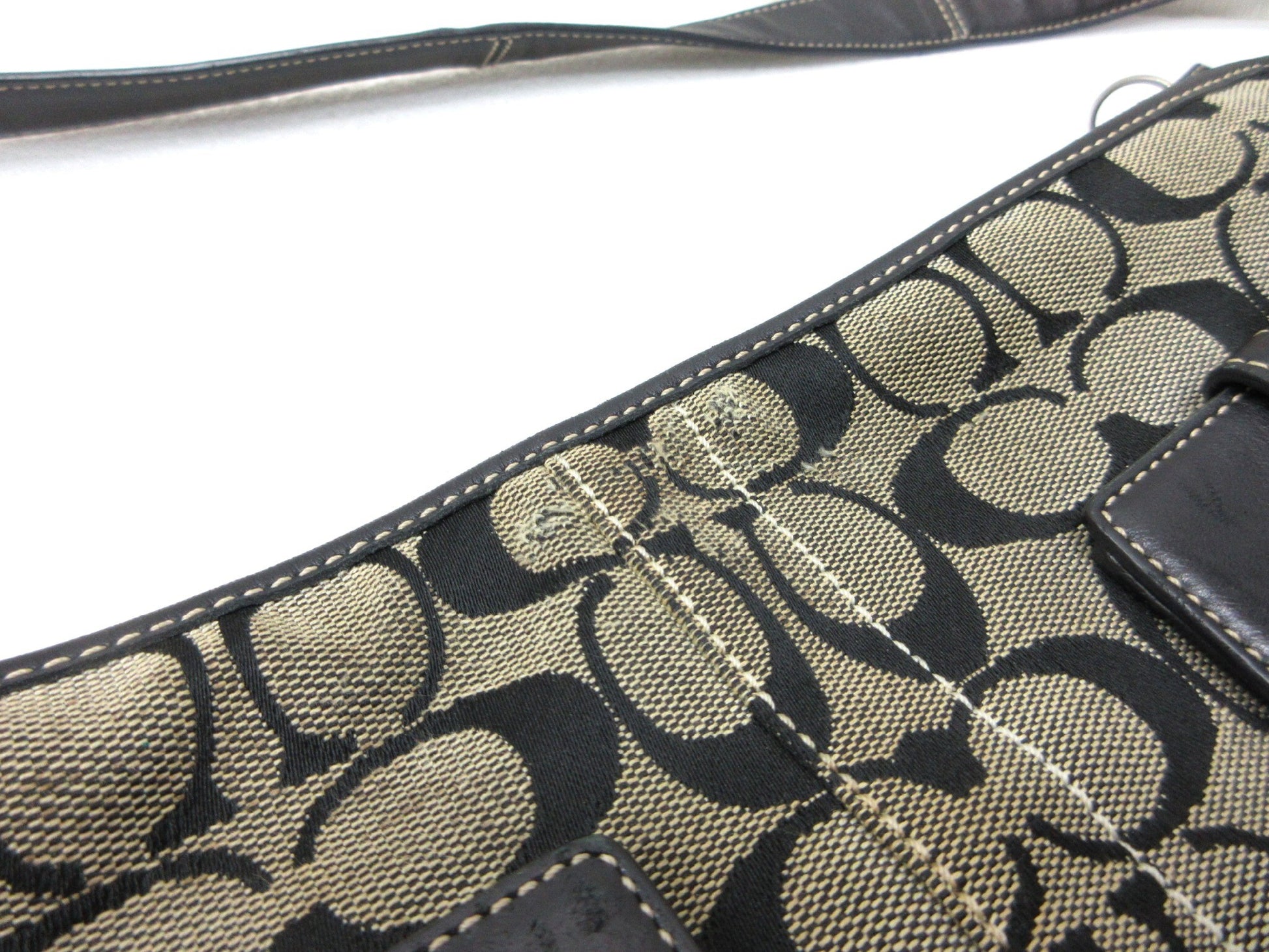 COACH COACH 3593 Signature Canvas x Leather Shoulder Bag Shoulder Bag