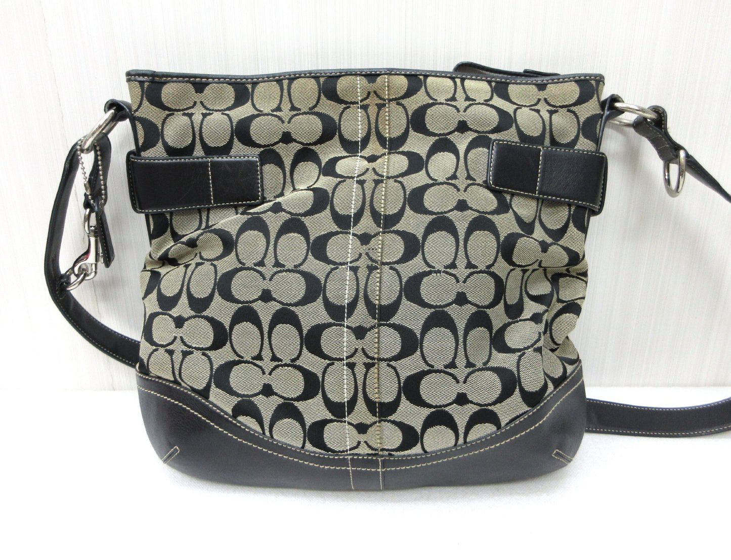 COACH COACH 3593 Signature Canvas x Leather Shoulder Bag Shoulder Bag