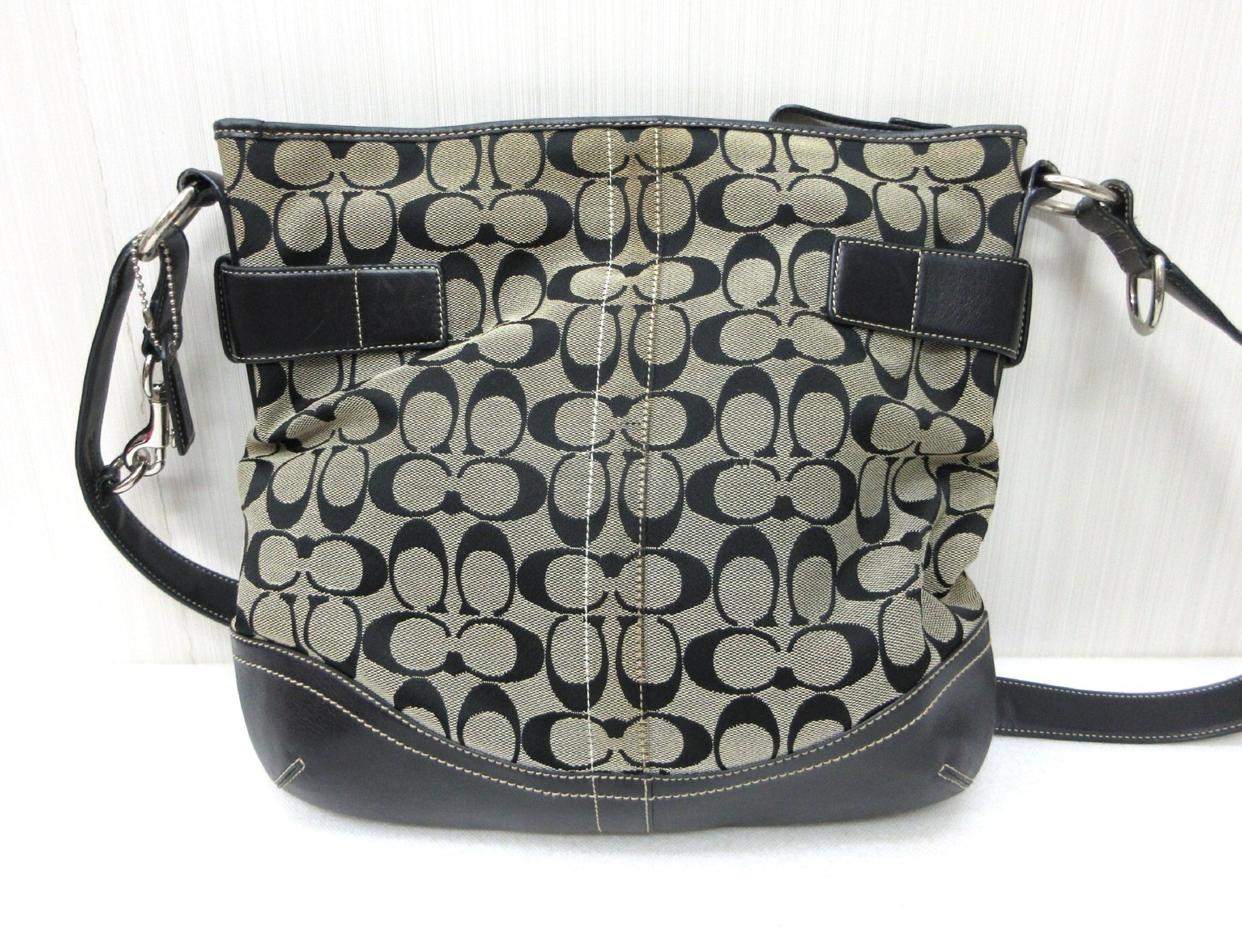 COACH COACH 3593 Signature Canvas x Leather Shoulder Bag Shoulder Bag