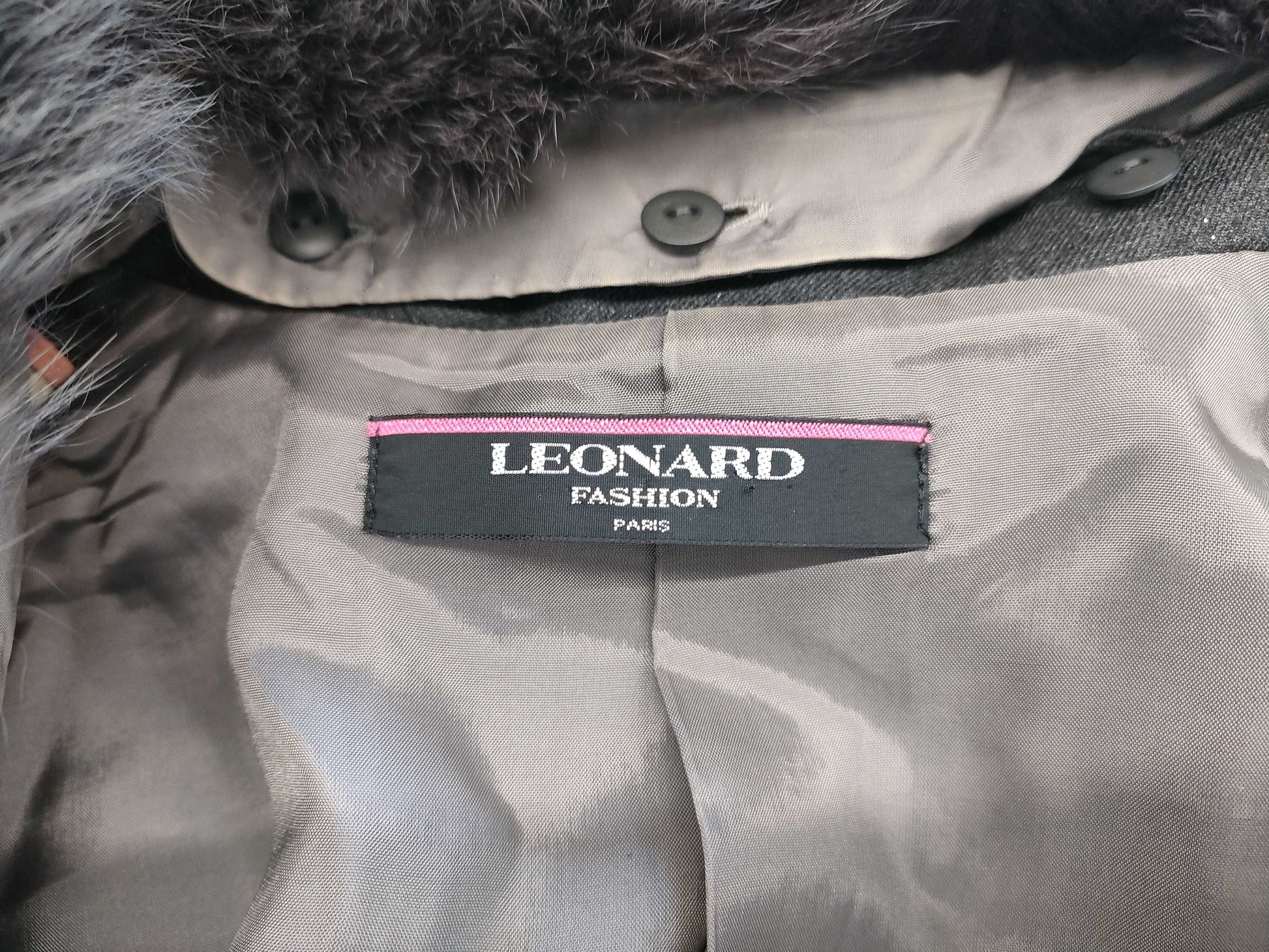 LEONARD Leonard FOX fur collar and sleeves 13AR coat