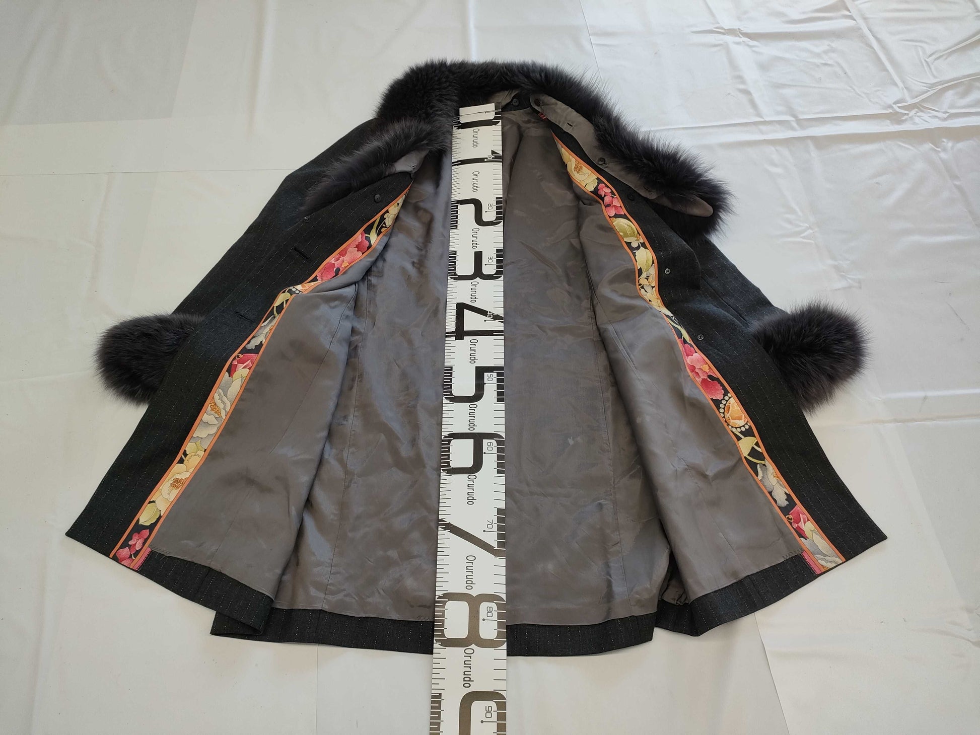 LEONARD Leonard FOX fur collar and sleeves 13AR coat