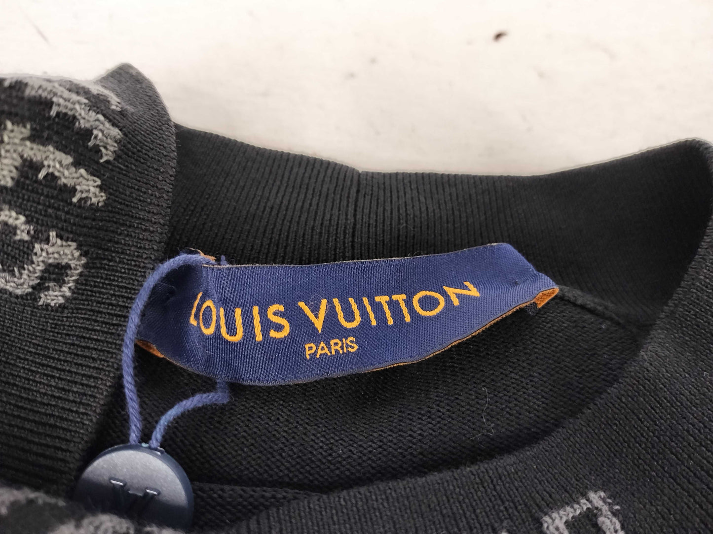 LOUIS VUITTON Louis Vuitton Knitted LV Embroidered Tagged Tops