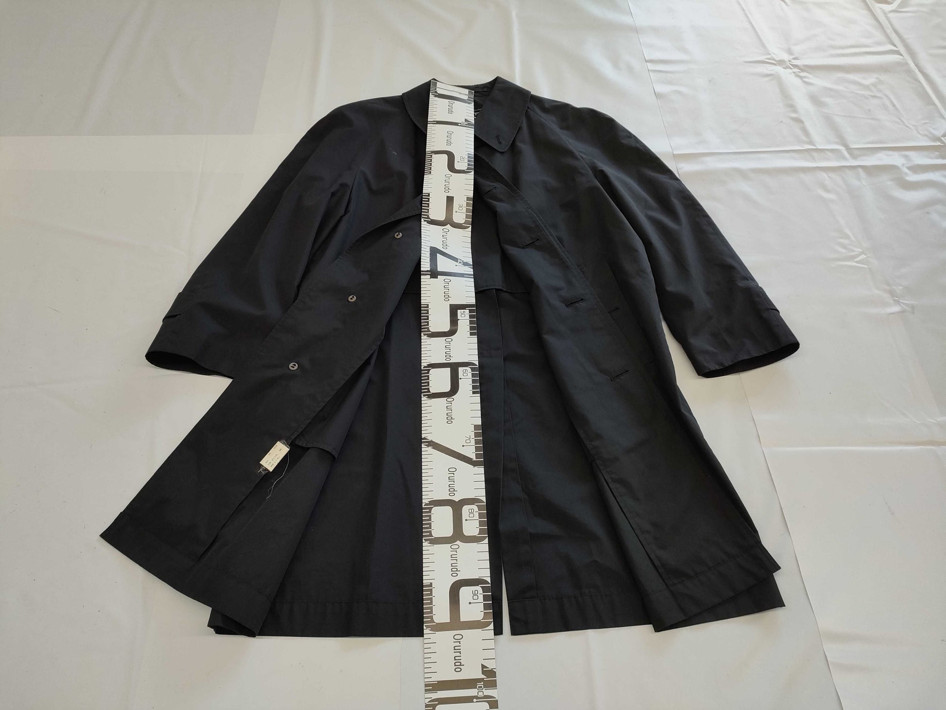 Burberry Men's Vintage Balcony Coat, Made in England, C-TK83 Coat