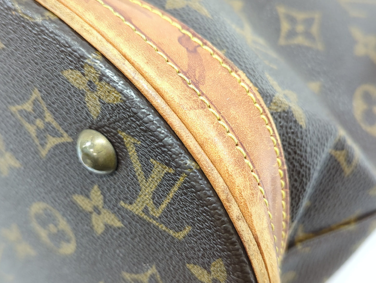 LOUIS VUITTON M42238 Monogram Bucket PM Tote Bag