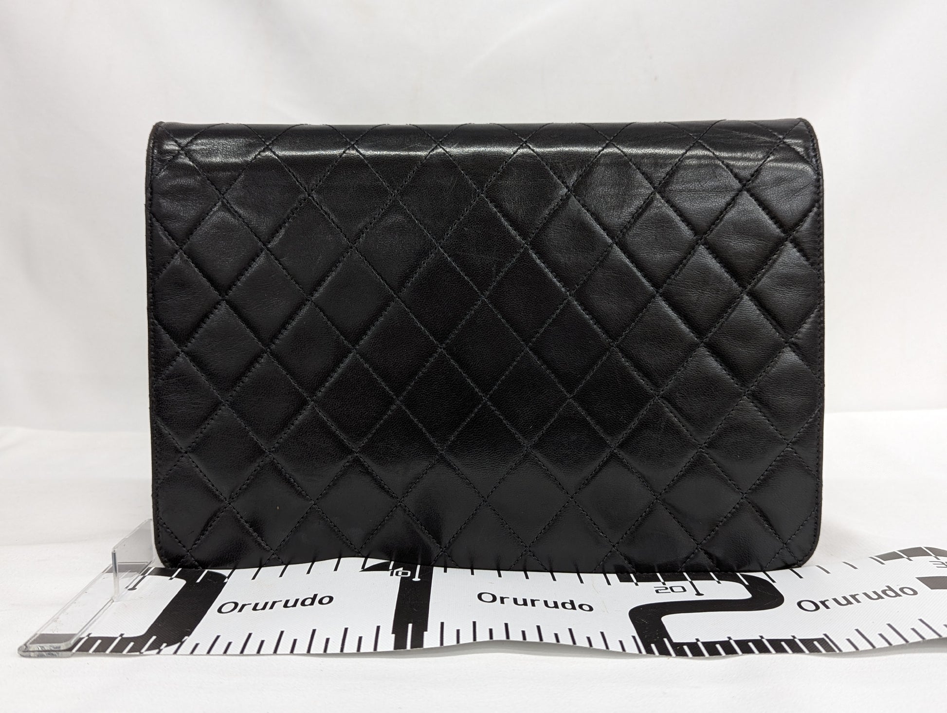 CHANEL Lambskin Pushlock Chain Shoulder Shoulder Bag
