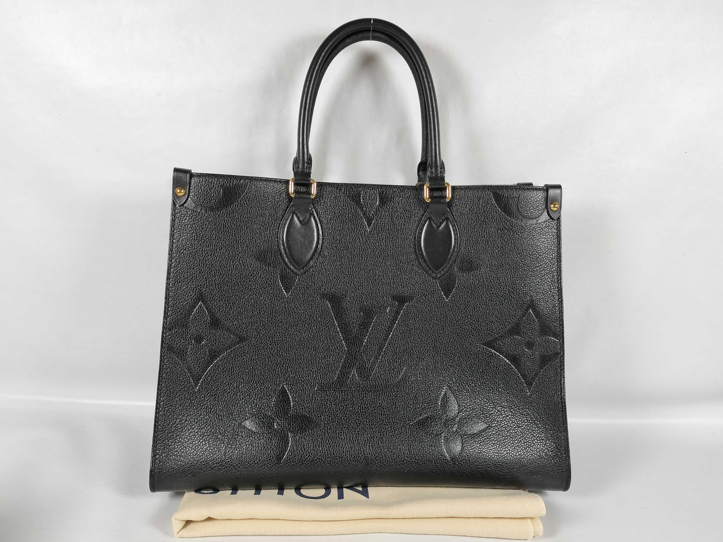 LOUIS VUITTON M45595 On the Go MM Tote Bag