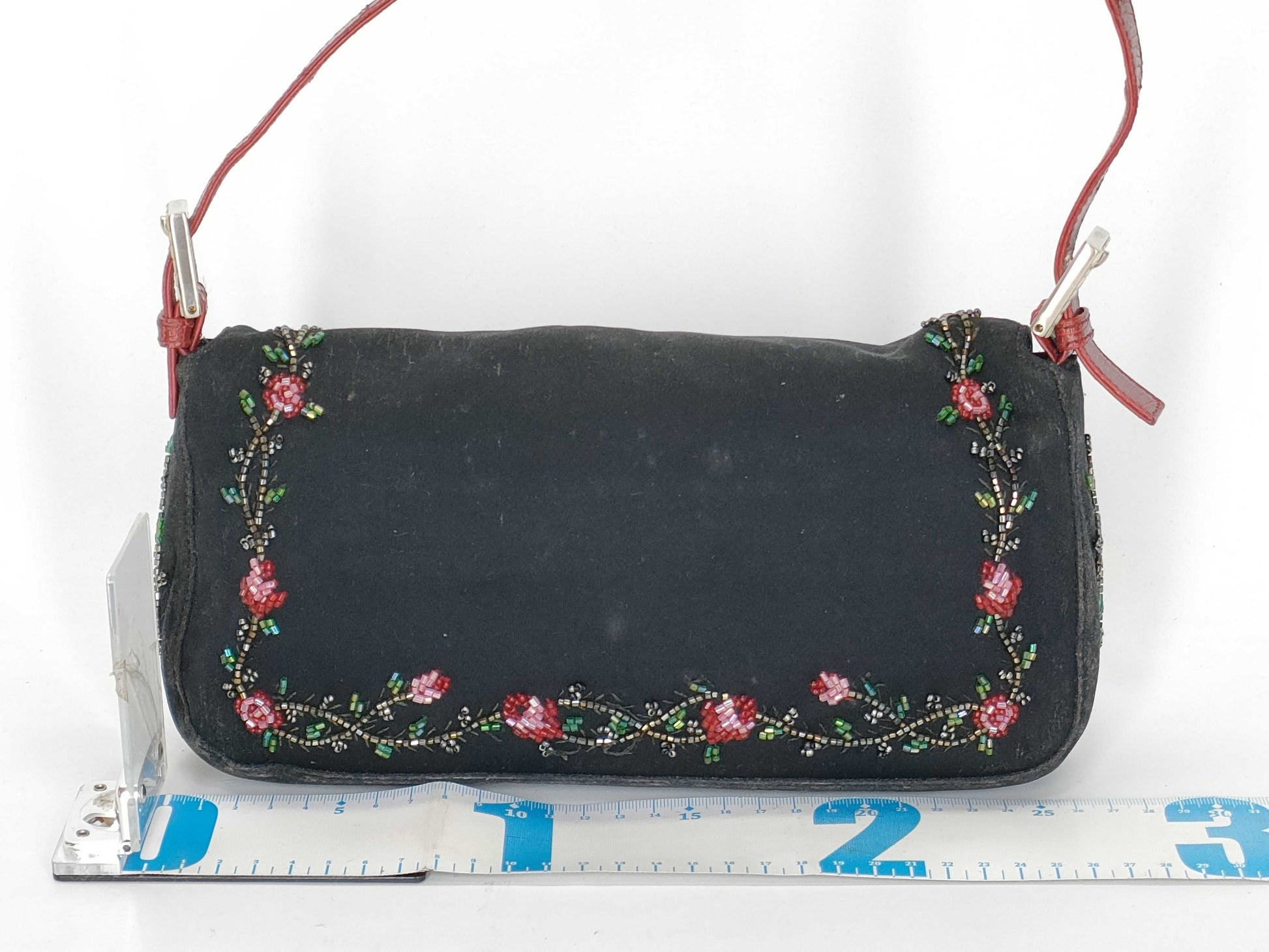 FENDI Mamma Mamma Bucket Bead Lizard Handbag