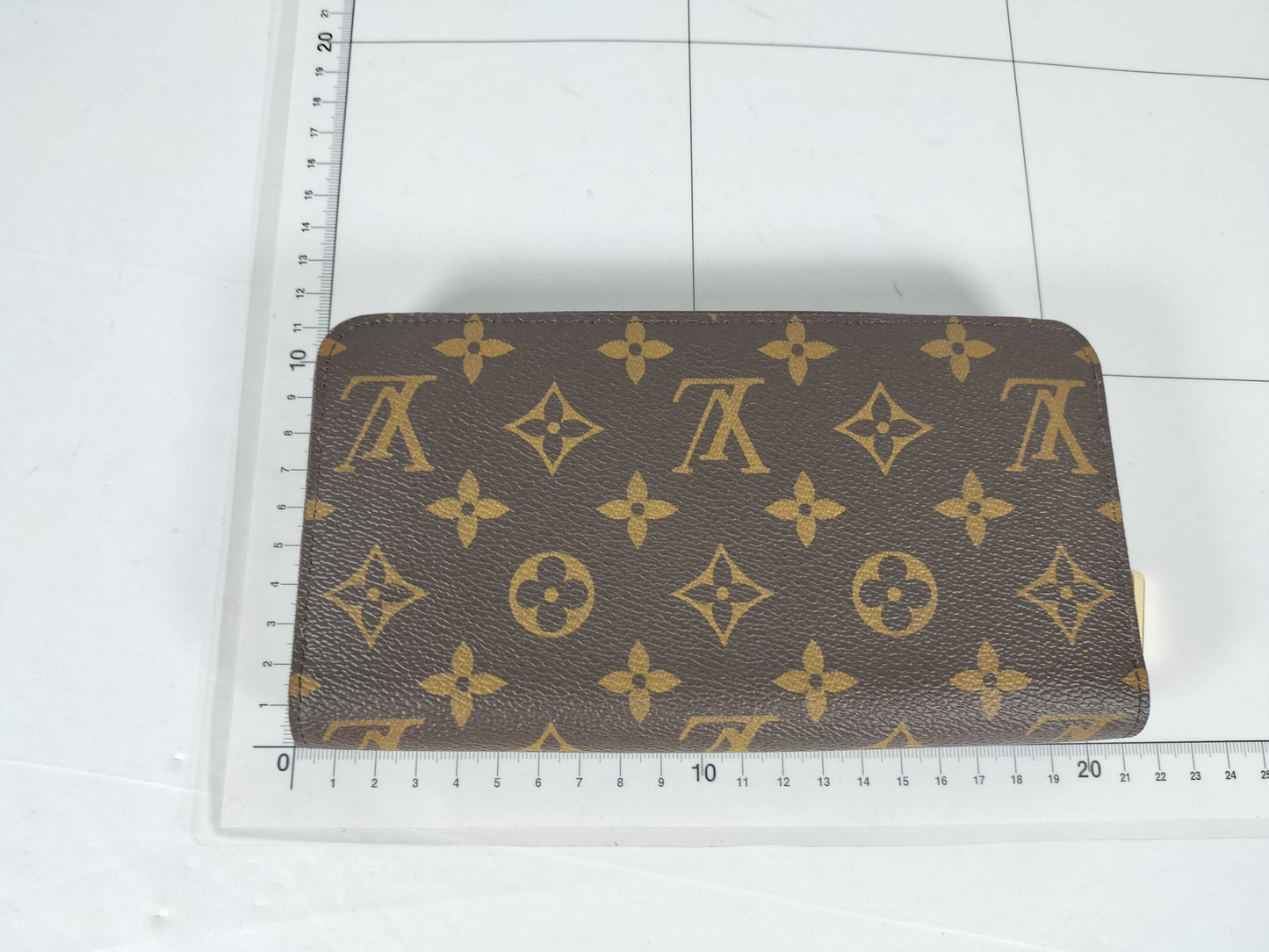 LOUIS VUITTON Monogram M42616 Zippy Wallet Wallet