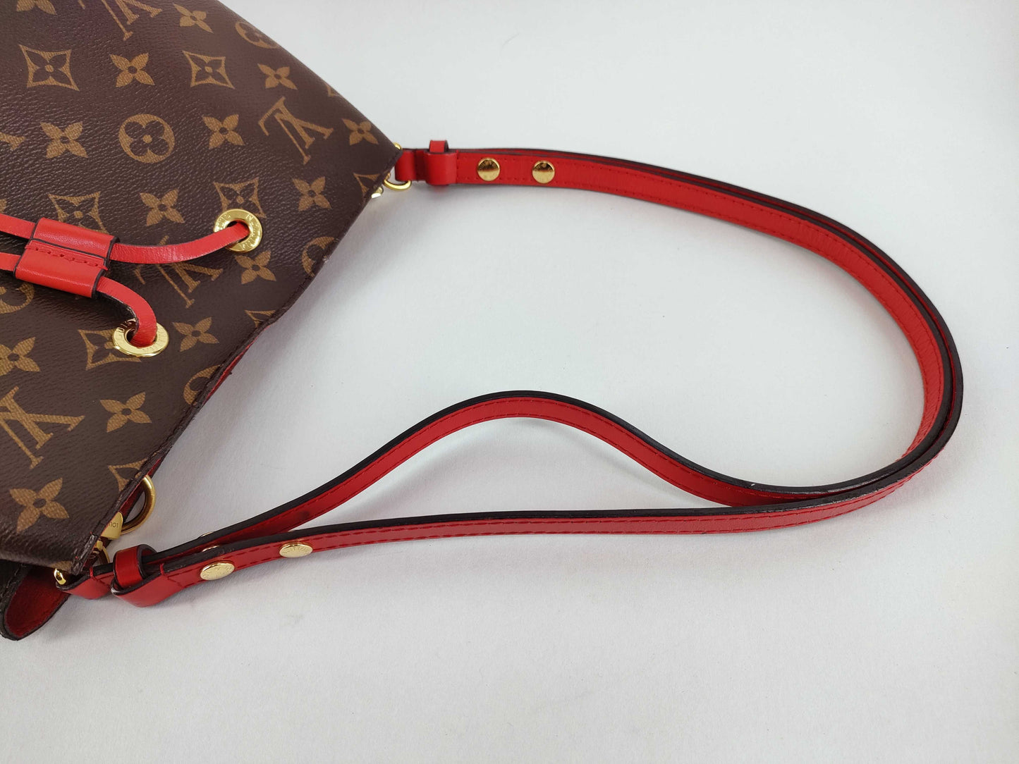 LOUIS VUITTON Monogram LOUIS VUITTON Monogram Neonoe M44021 NZ3179 with Strap Shoulder Bag