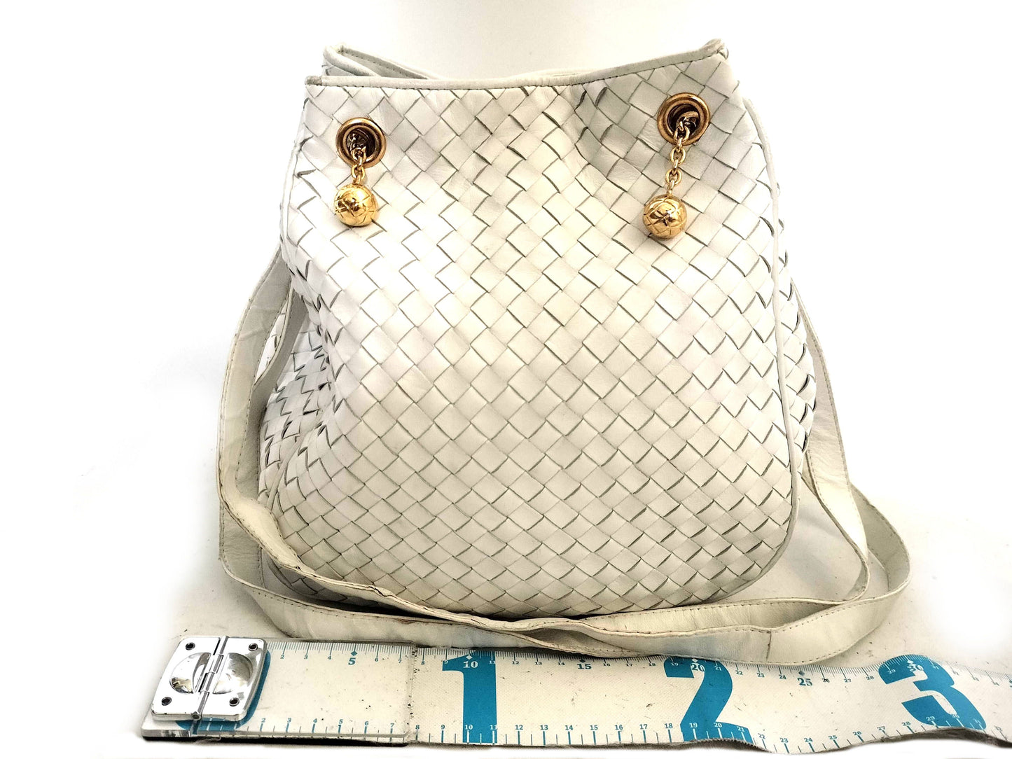 BOTTEGA VENETA Intrecciato BOTTEGA VENETA White Leather Intrecciato Shoulder Bag Handbag Shoulder Bag