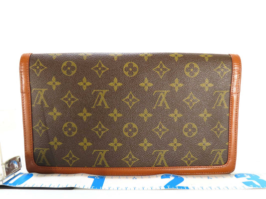 LOUIS VUITTON Monogram Pochette Dame Serial 832 Second Bag