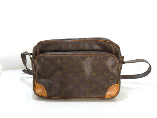 LOUIS VUITTON Monogram Monogram Nile NO0030 Shoulder Bag