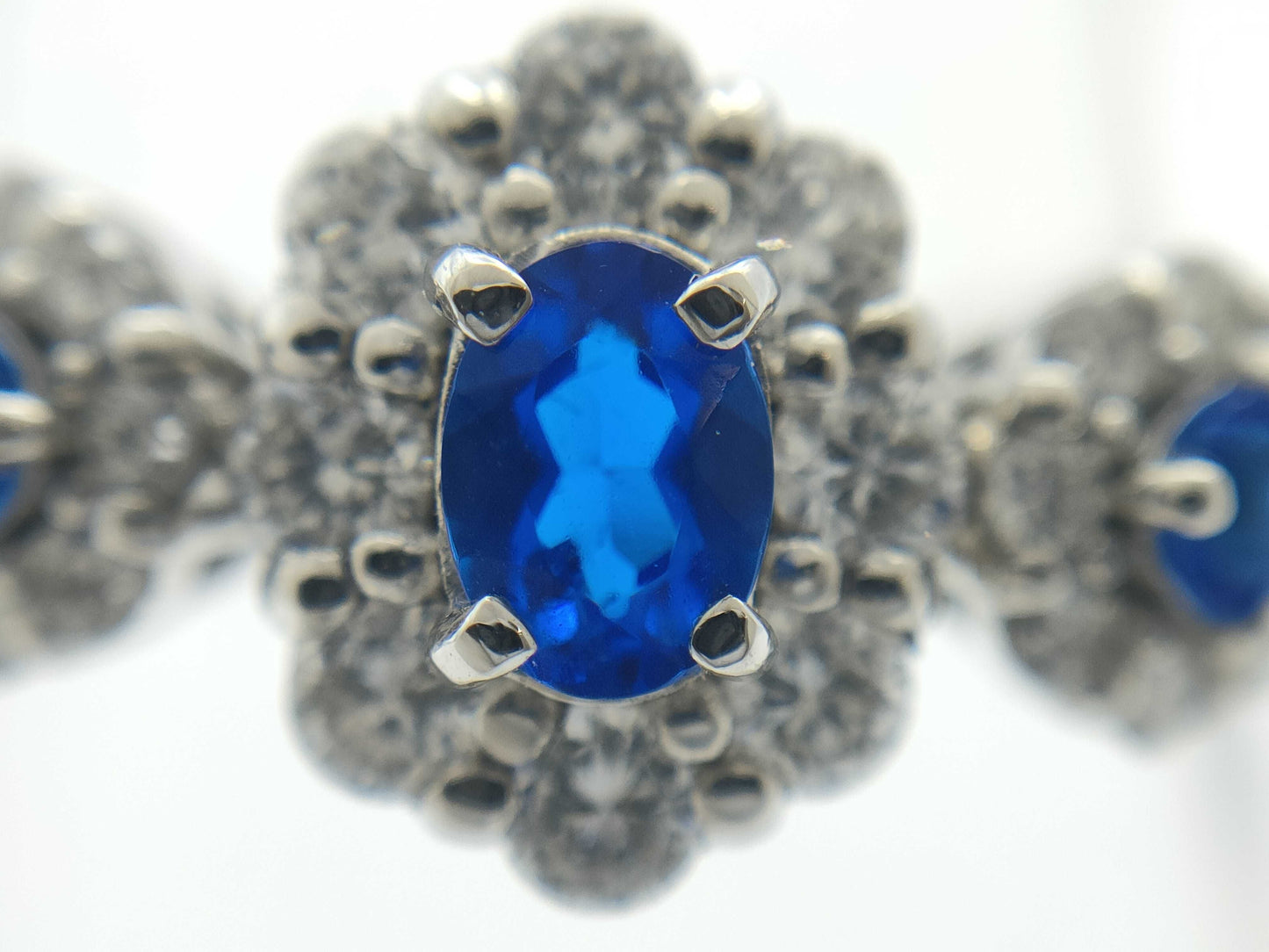 Aouinite 0.15ct/0.09ct D0.50ct PT900 3.8g Ring