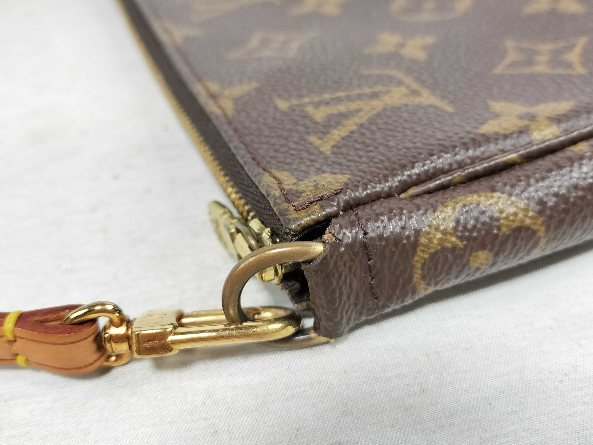 LOUIS VUITTON Monogram LV Monogram Pochette Accessoir M51980 VI1010 Handbag