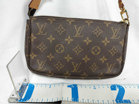LOUIS VUITTON Monogram LV Monogram Pochette Accessoir M51980 VI1010 Handbag