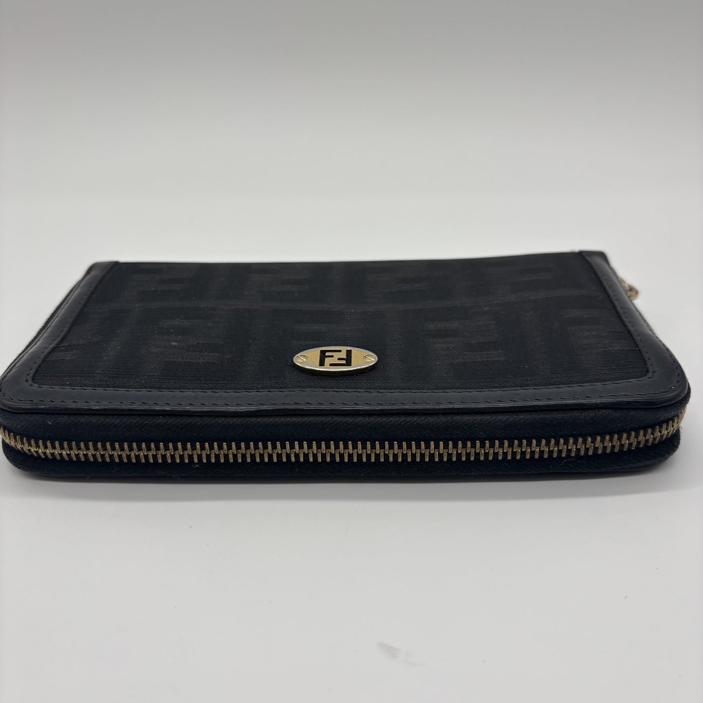 FENDI FENDI Fendi Round Zipper Zucca Black Wallet