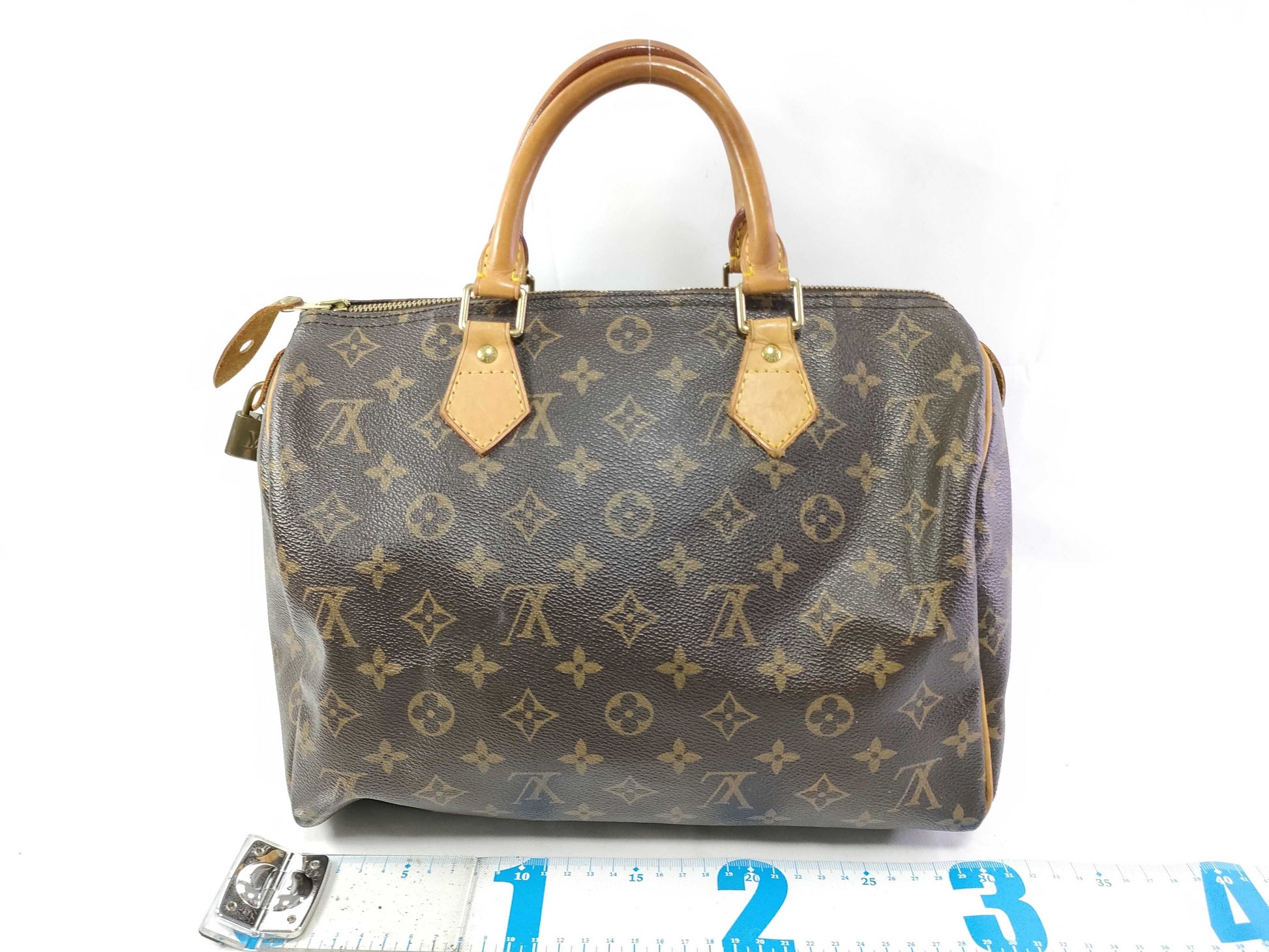 LOUIS VUITTON Monogram Vuitton Monogram Speedy 30 Handbag