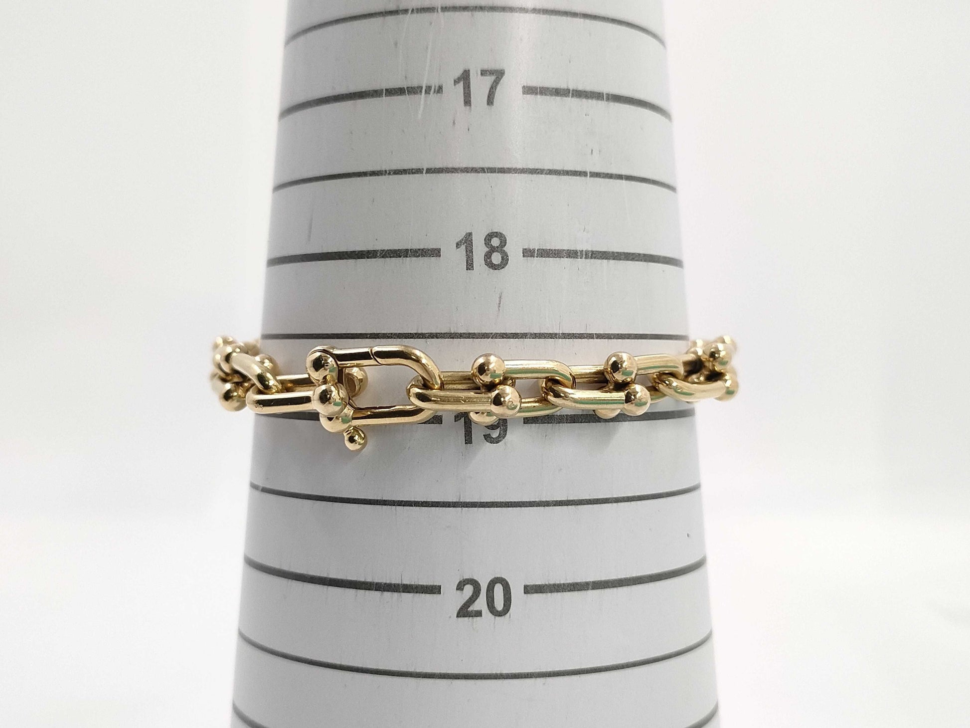 Tiffany & Co. Hardware Medium AU750 25.4g Bracelet Bangle