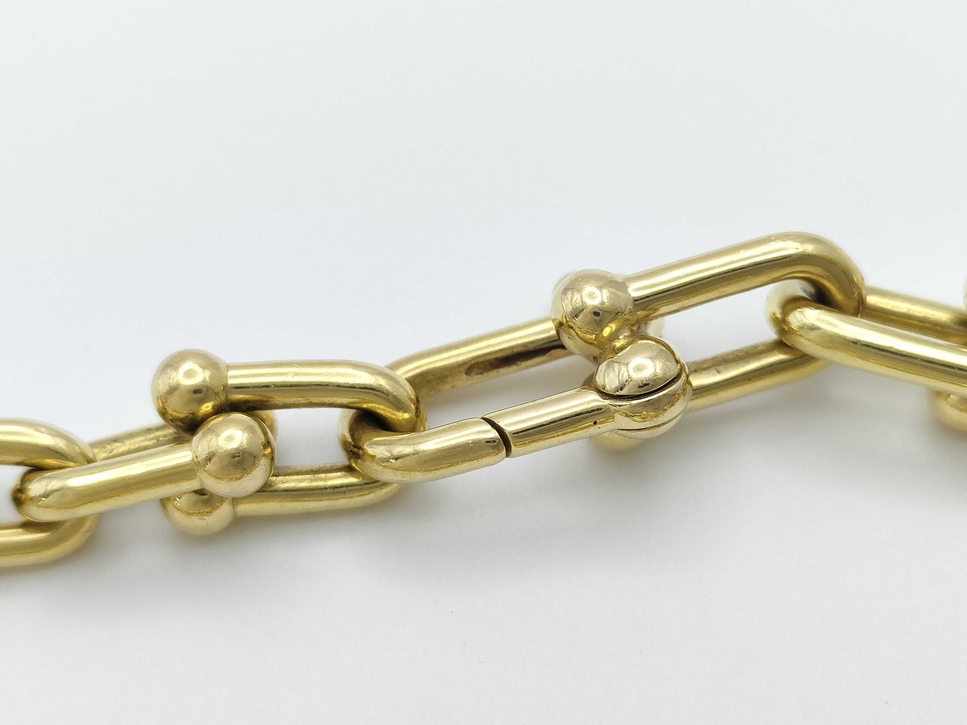 Tiffany & Co. Hardware Medium AU750 25.4g Bracelet Bangle