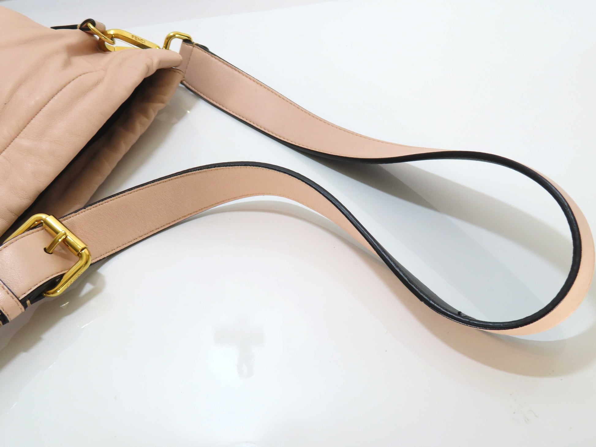 FENDI FENDI Slim Clutch Medium Leather/Light Pink Shoulder Bag