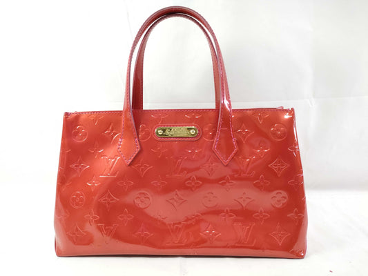LOUIS VUITTON Verni LOUIS VUITTON Wilshire PM Verni/Rose Pop Handbag