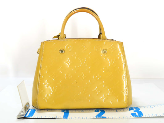 LOUIS VUITTON Vernis LOUIS VUITTON Montaigne BB Vernis/Citrine Handbag