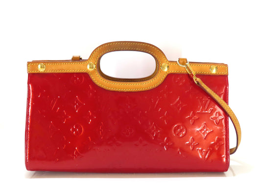 LOUIS VUITTON Verni LOUIS VUITTON Roxbury Drive Verni/Pomme-damour Handbag