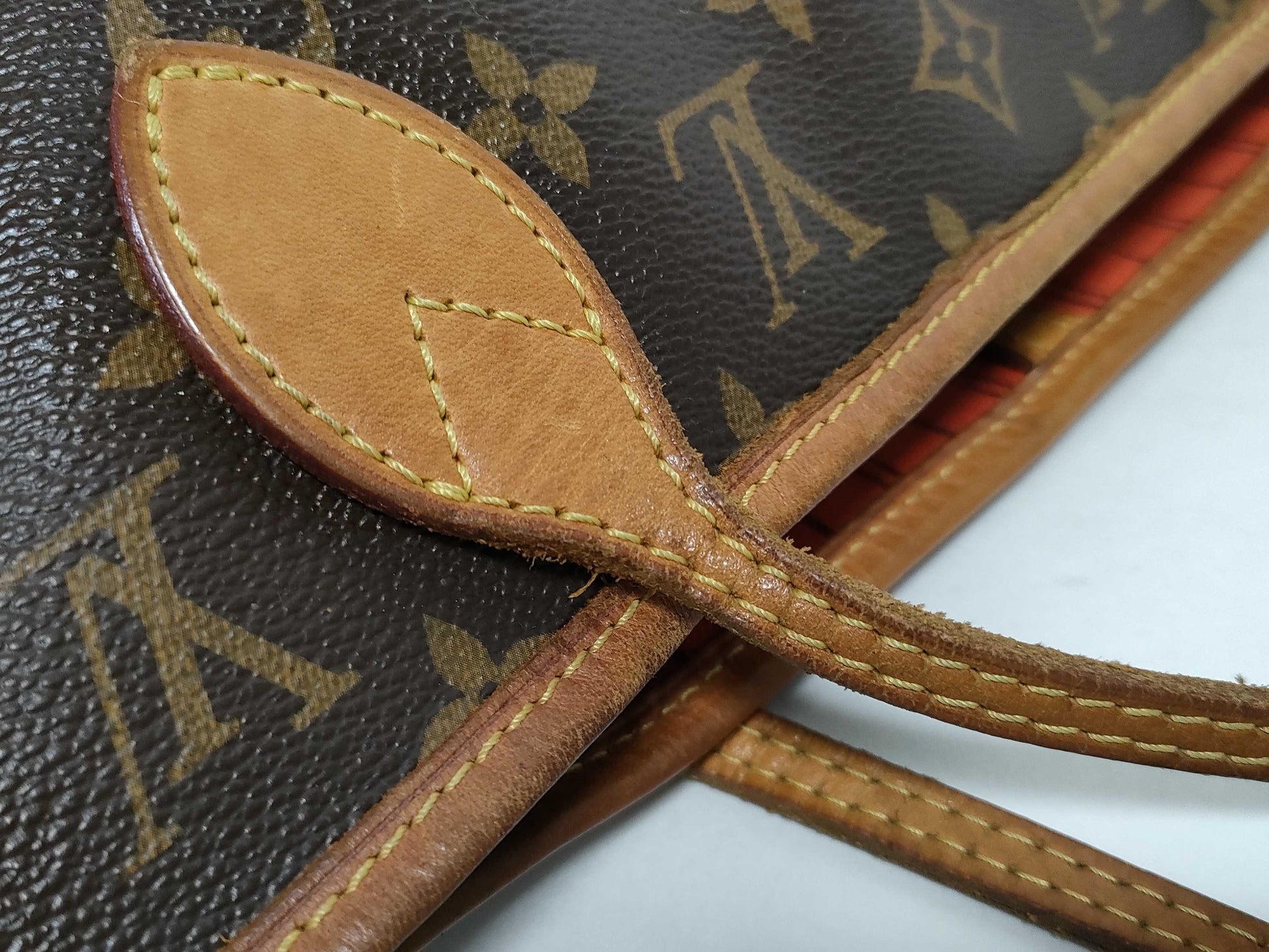 LOUIS VUITTON Monogram Louis Vuitton Monogram Neverful MM M40156 Tote Bag