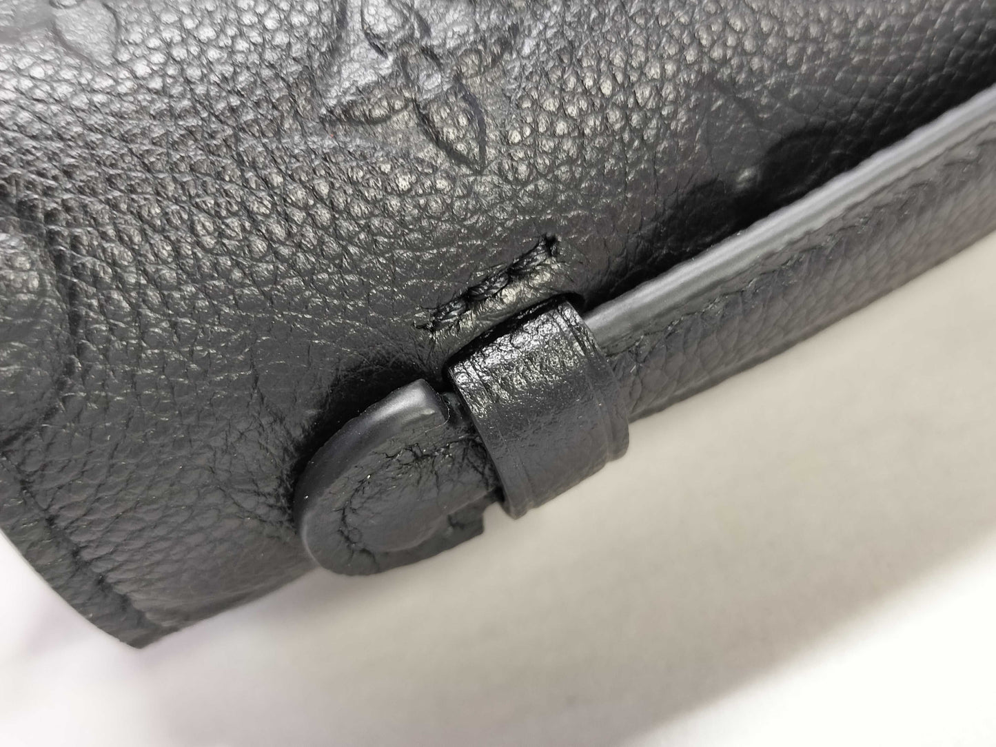 LOUIS VUITTON Monogram Amplant Louis Vuitton Pochette Metis MM Handbag