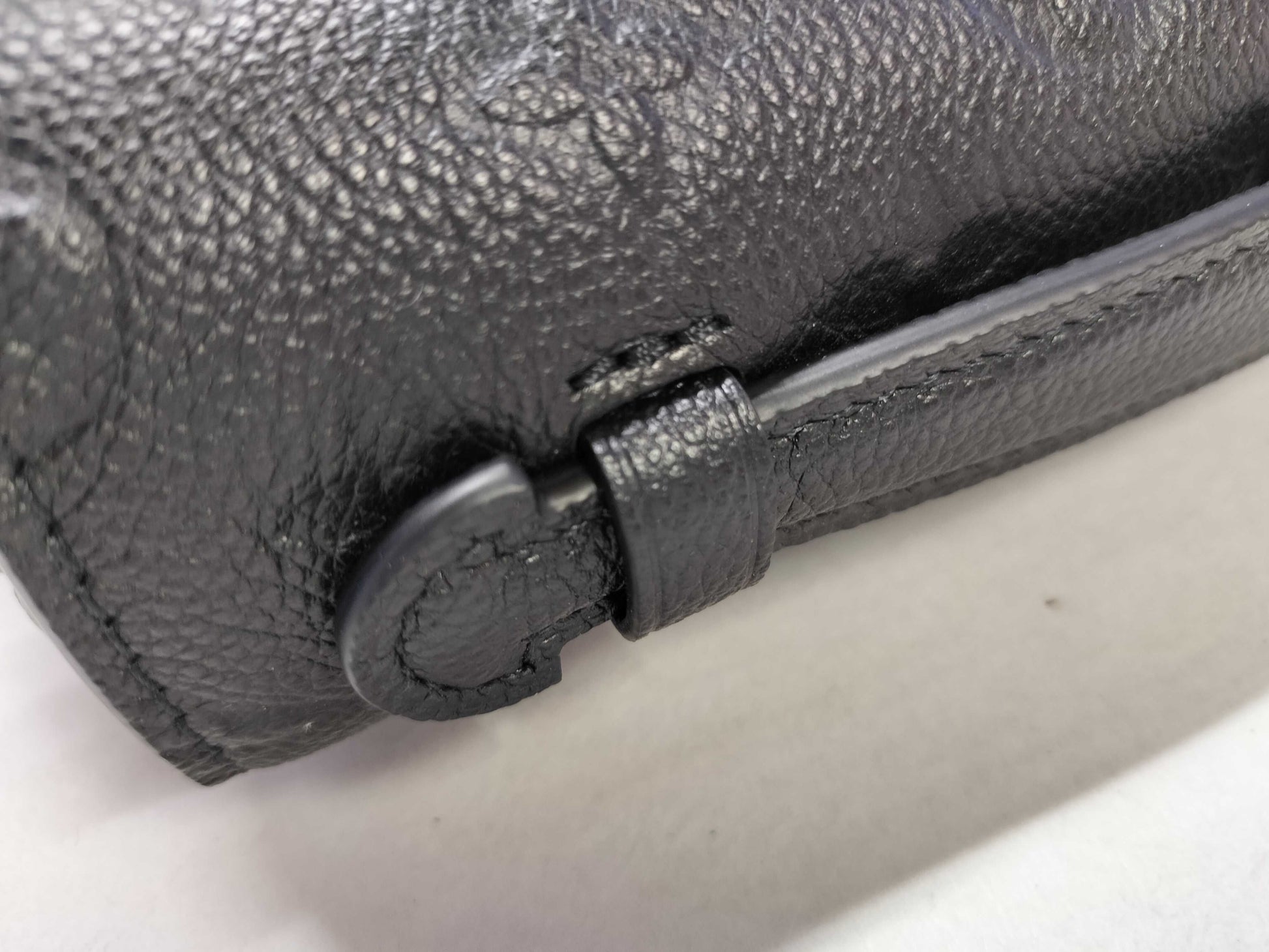 LOUIS VUITTON Monogram Amplant Louis Vuitton Pochette Metis MM Handbag