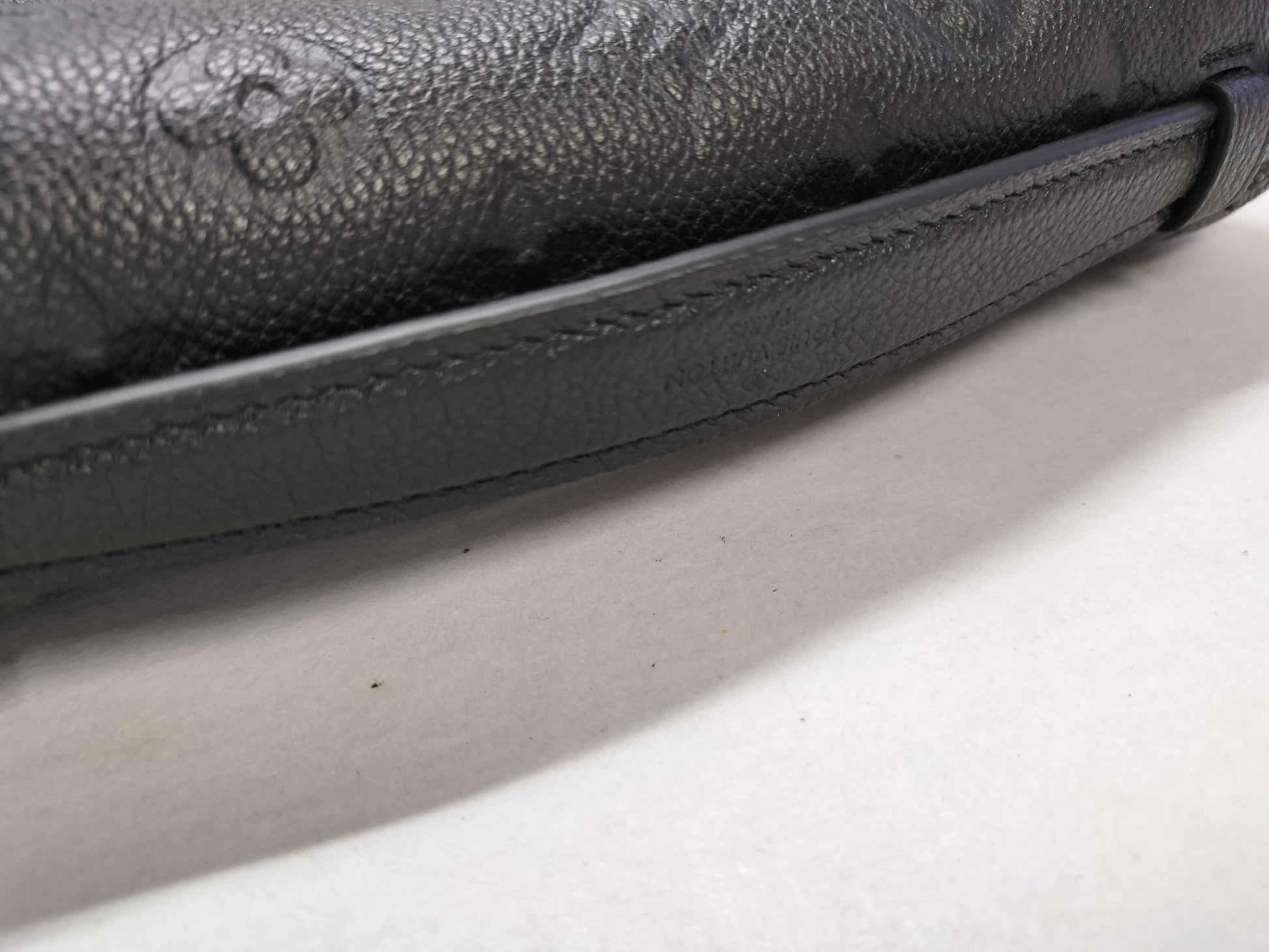 LOUIS VUITTON Monogram Amplant Louis Vuitton Pochette Metis MM Handbag
