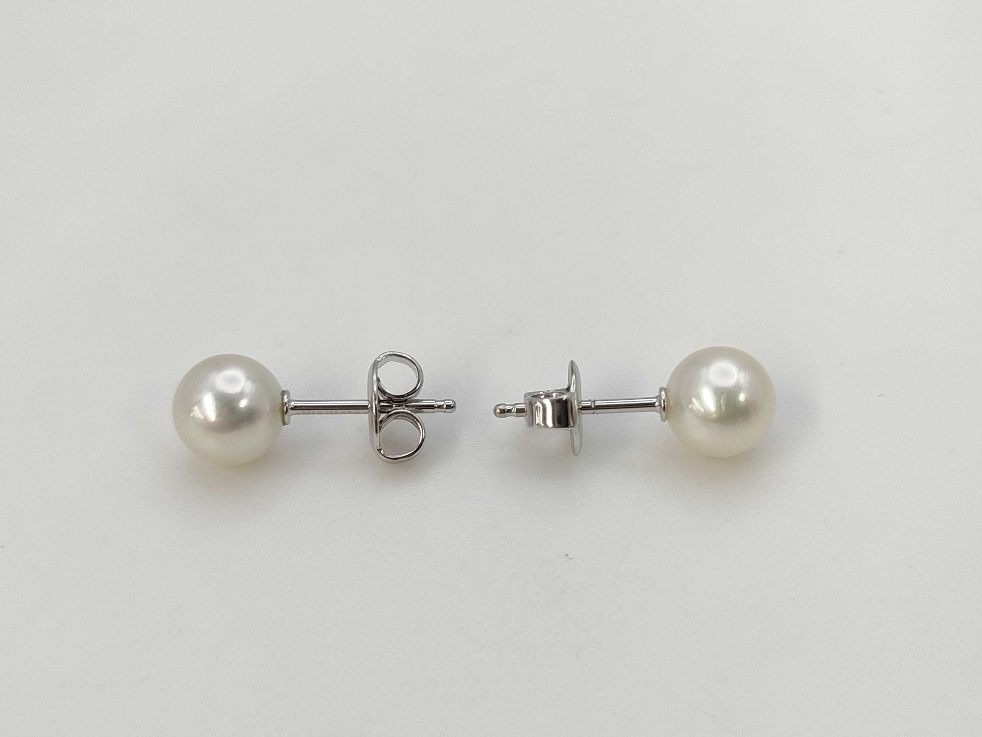 MIKIMOTO Pearl Diameter Approx. 6.8mm/6.9mm K18 1.8g Earrings