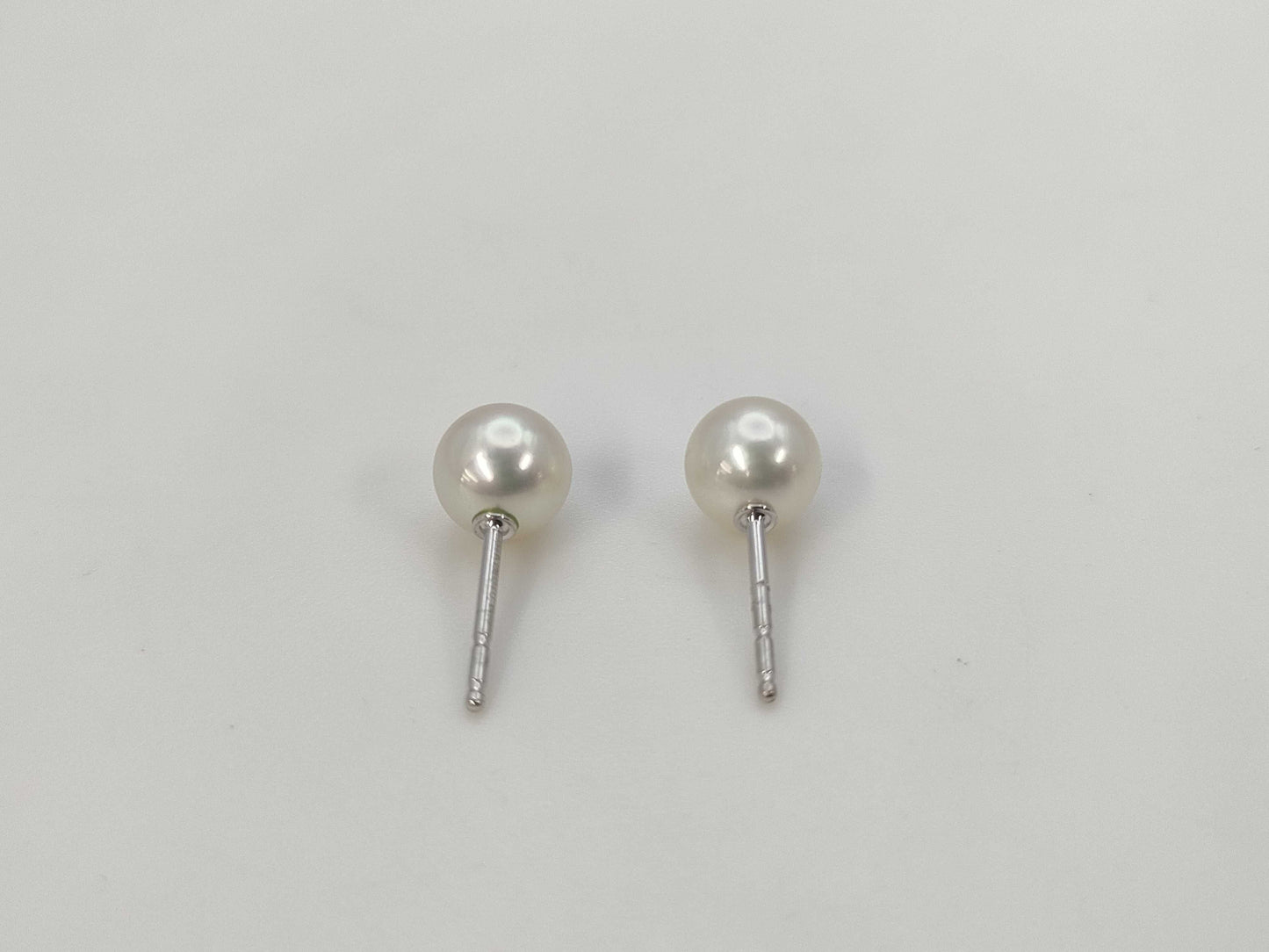 MIKIMOTO Pearl Diameter Approx. 6.8mm/6.9mm K18 1.8g Earrings