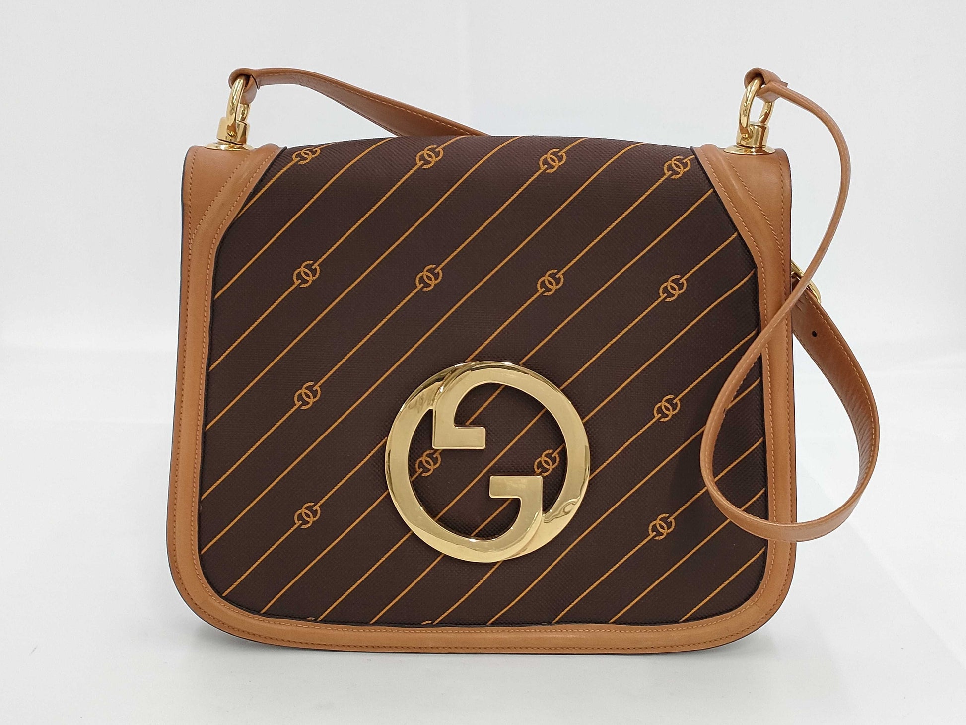 GUCCI shoulder bag