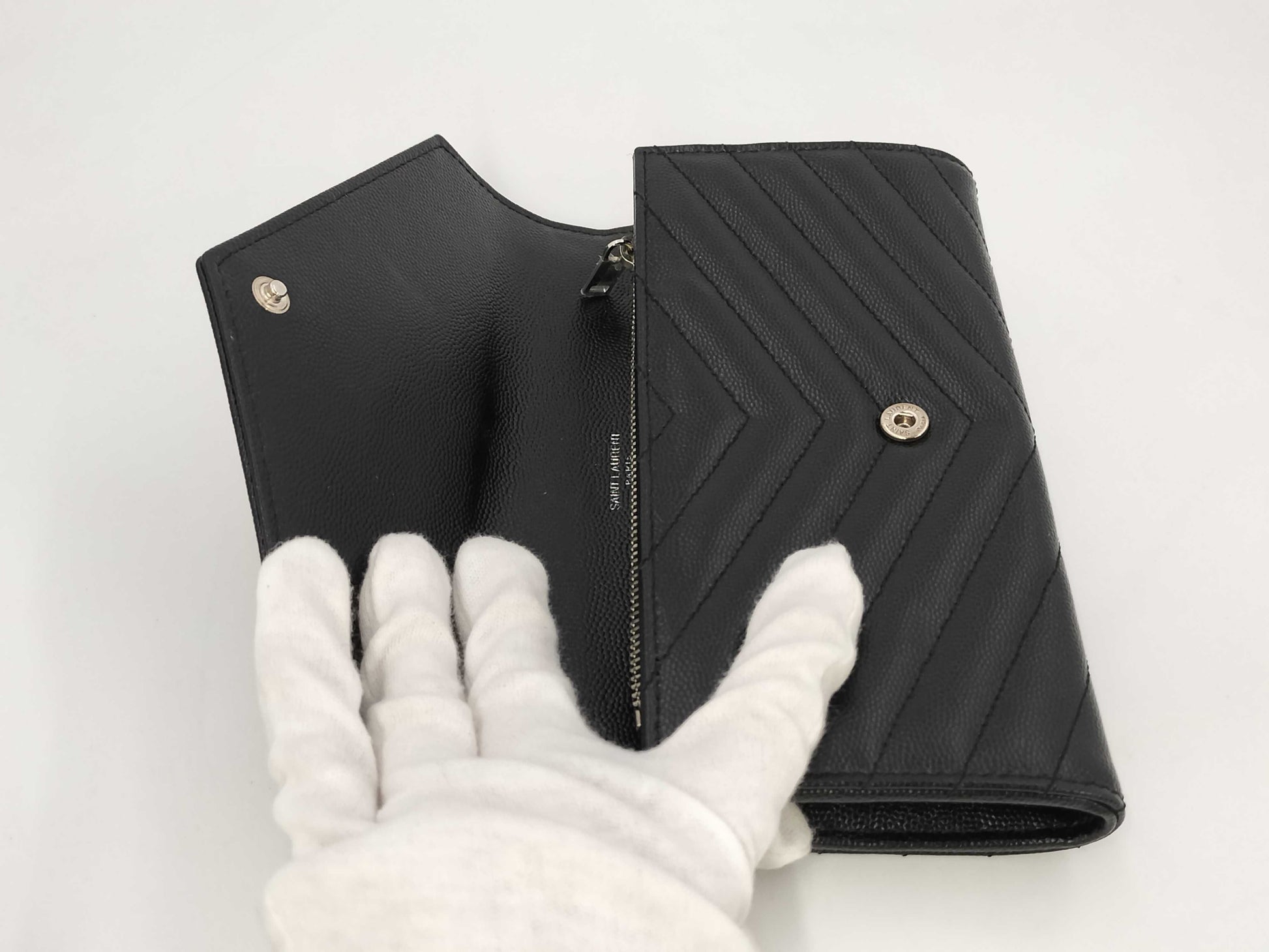 Yves Saint Laurent Chain Shoulder Bag Wallet