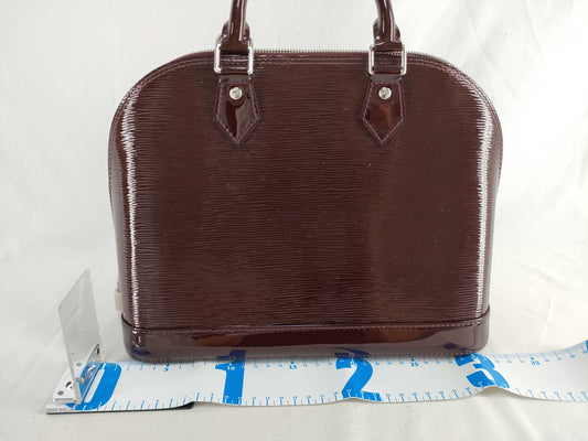 LOUIS VUITTON Epi Louis Vuitton Arma Shoulder Bag Handbag