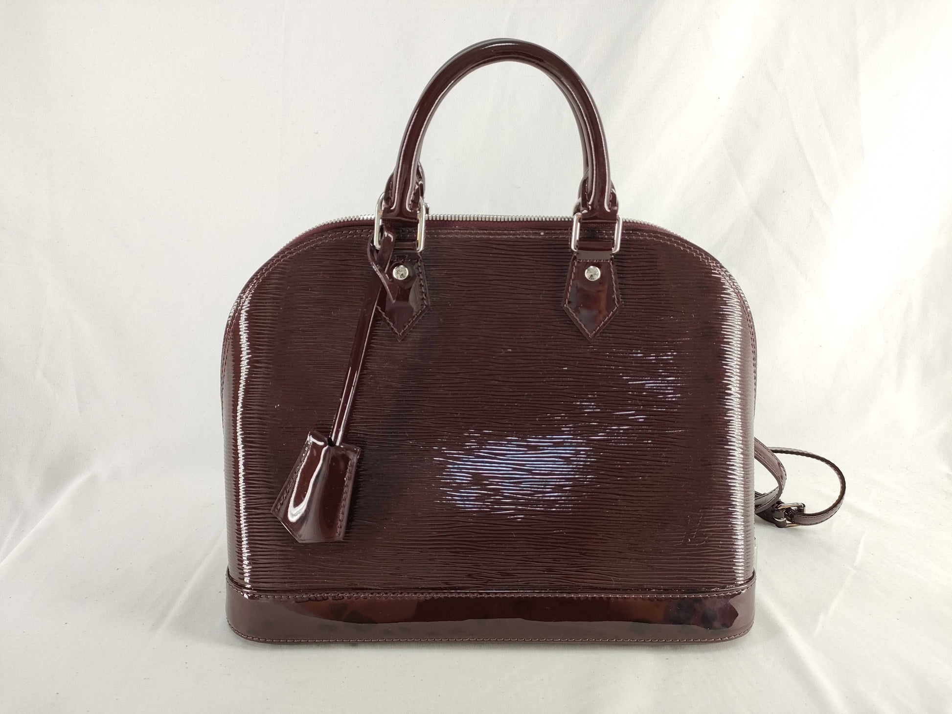 LOUIS VUITTON Epi Louis Vuitton Arma Shoulder Bag Handbag