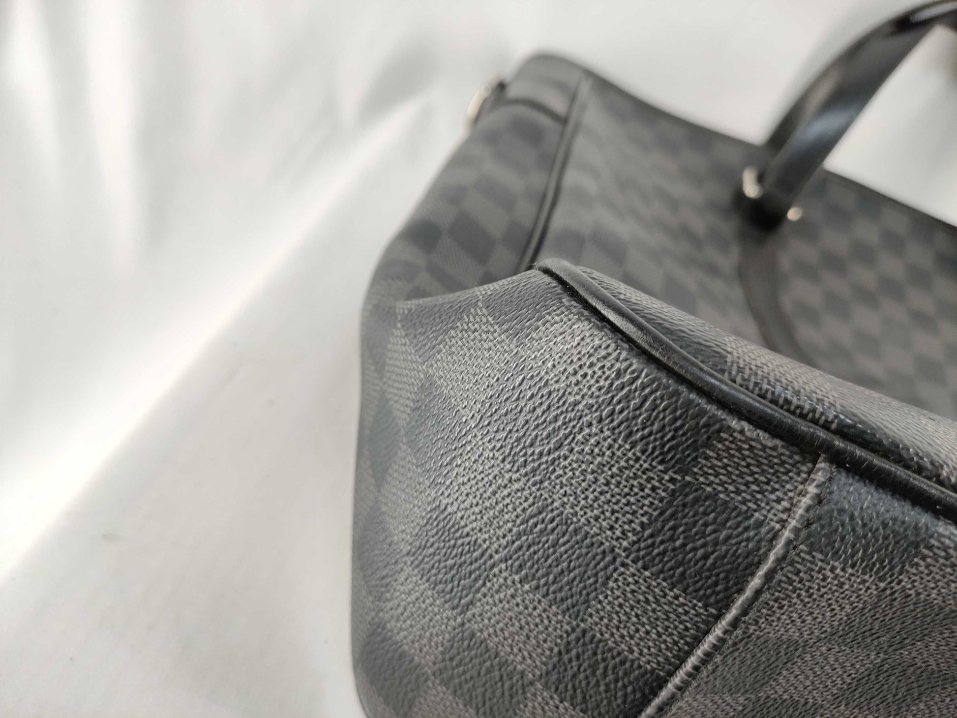 LOUIS VUITTON Damier Louis Vuitton Damier Shoulder Bag Business Bag