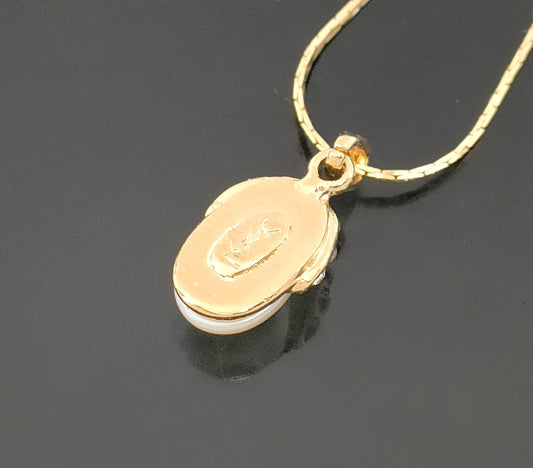 Yves Saint Laurent Gold-Coloured Rhinestone - Faux Pearl - Pendant - Necklace - 4.3g Necklace