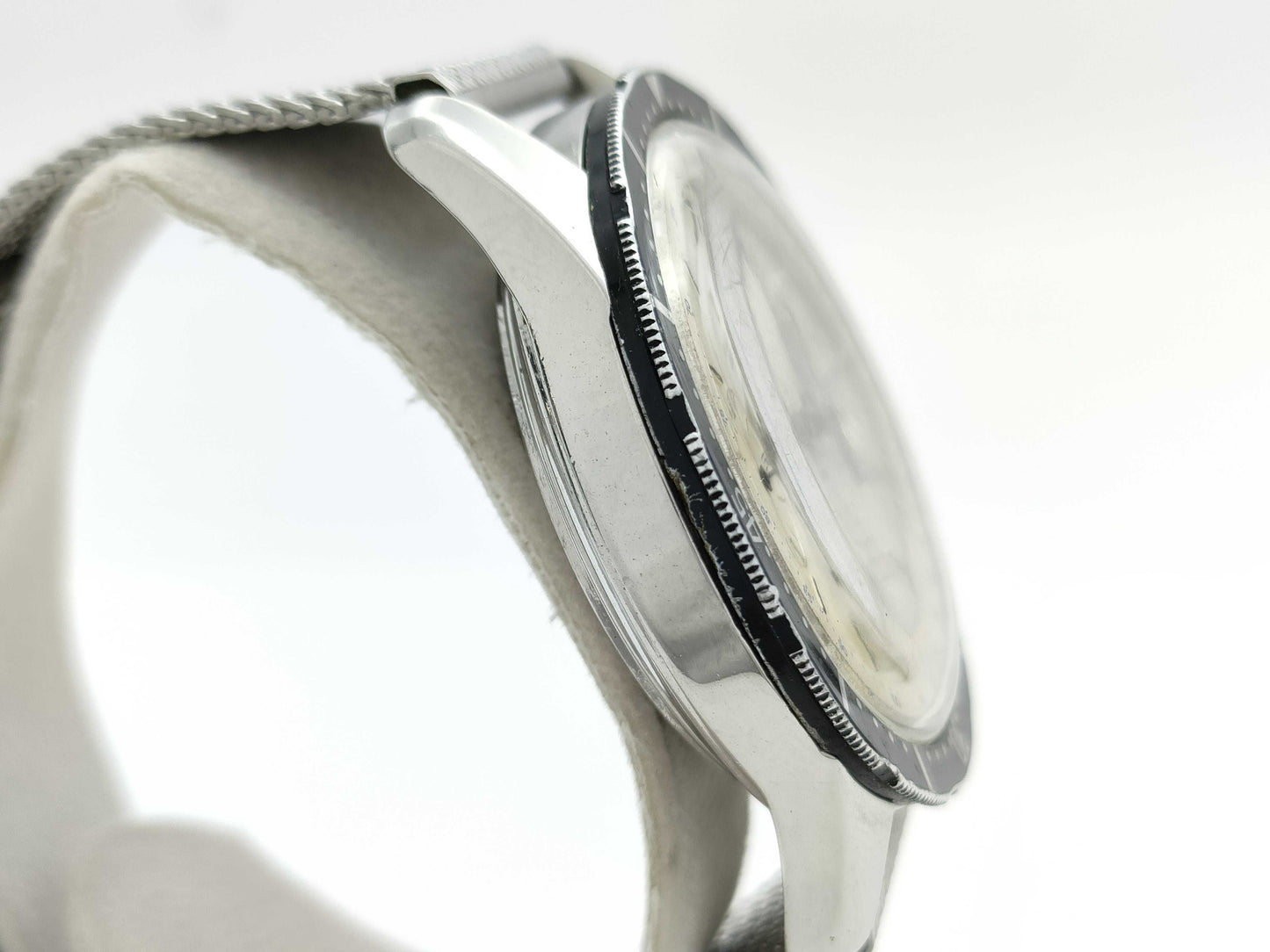 UNIVERSAL GENEVE Compax Valjoux Manual Winding Men's Watch